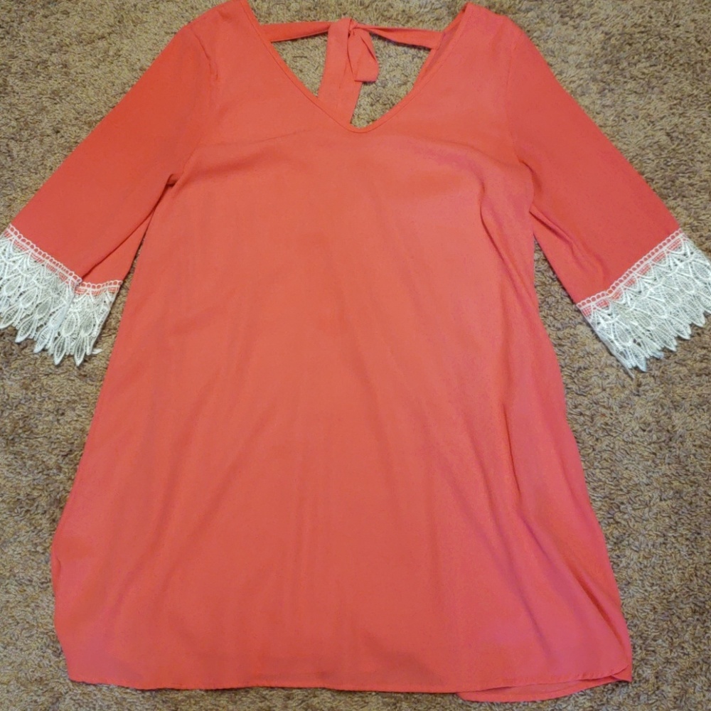 Fuchsia flowy dress
